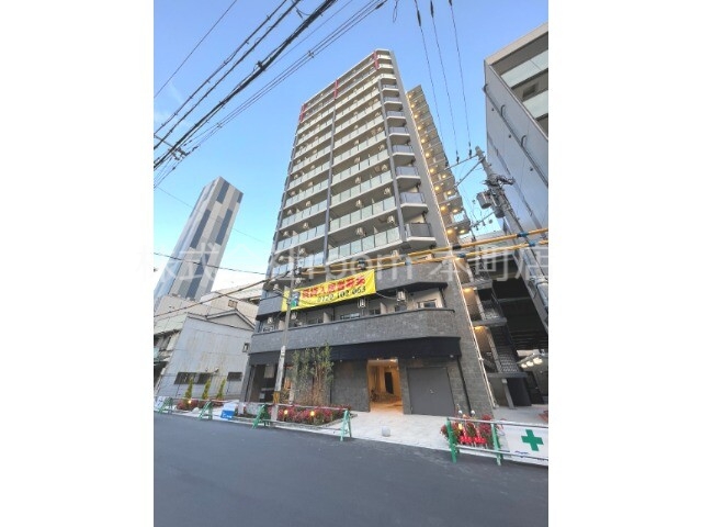 エステムコート堺筋本町の建物外観