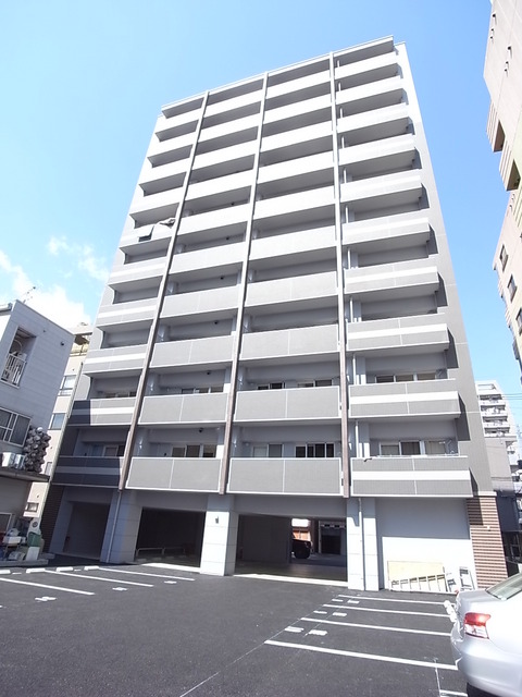 熊本市中央区米屋町のマンションの建物外観