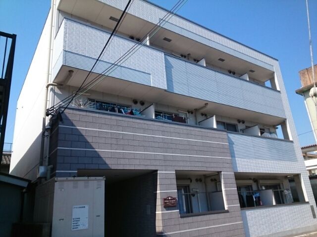 奈良市西木辻町のマンションの建物外観