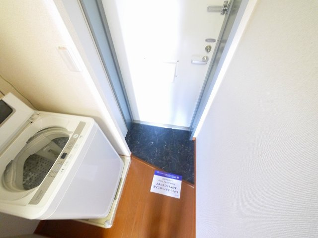 玄関　シンプルで使いやすい玄関です