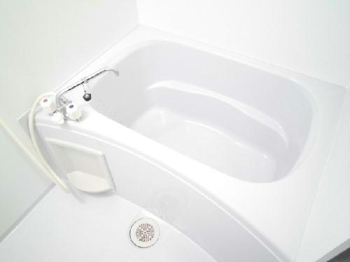 バス・シャワールーム　湯船に浸かって一日の疲れをオフ♪