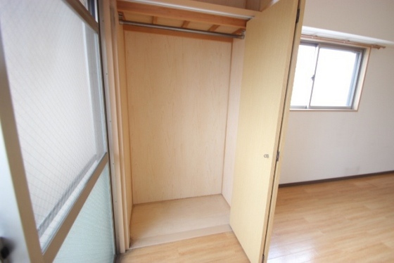 収納　※別号室の写真です