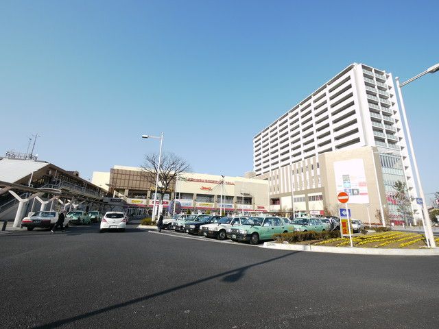 【鴻巣市氷川町のアパートのショッピングセンター】