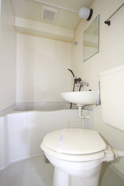 トイレ　同物件別室です。