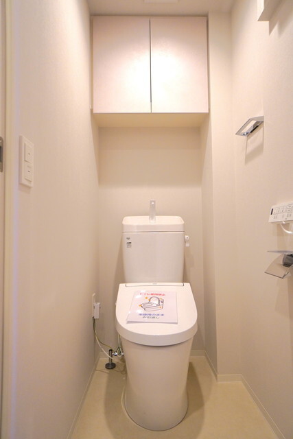 トイレ　※写真は同タイプ住戸です。