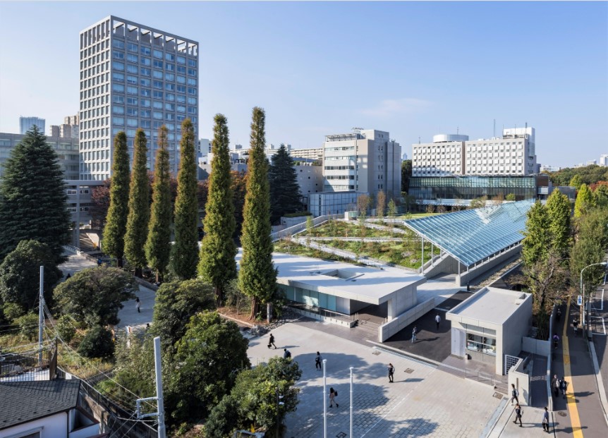 大学・短大　私立早稲田大学戸山キャンパス（大学・短大）まで746m
