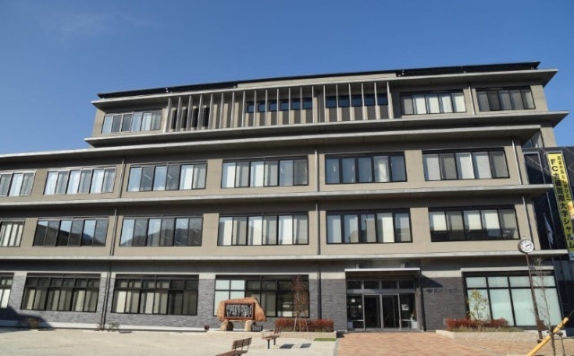 役所　高梁市役所（役所）まで591m