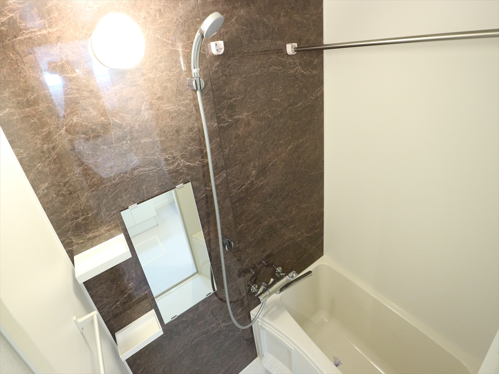 バス・シャワールーム　当社管理物件。初期費用が相場の半分以下でネットも無料。