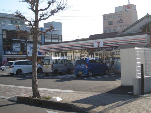 コンビニ　セブンイレブン 清水浜田町店（コンビニ）まで200m