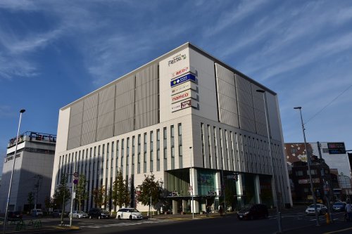 ショッピングセンター　札幌ファクトリー（ショッピングセンター）まで627m