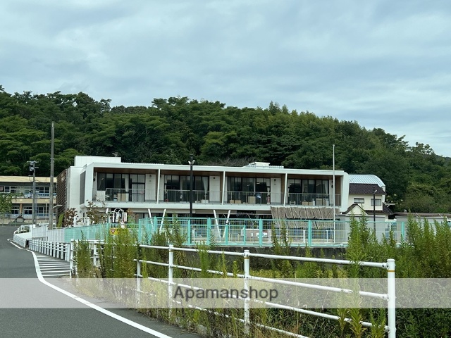 幼稚園・保育園　岡山市千種認定こども園（幼稚園・保育園）まで248m