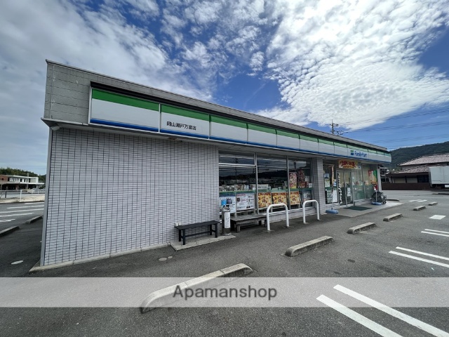 コンビニ　ファミリーマート岡山瀬戸万富店（コンビニ）まで443m