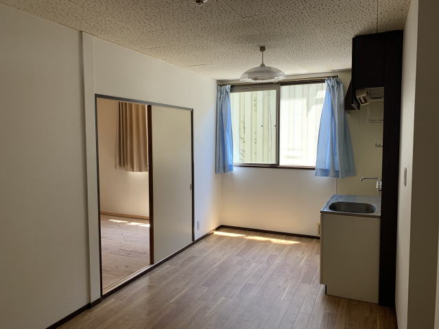 居室・リビング　同仕様