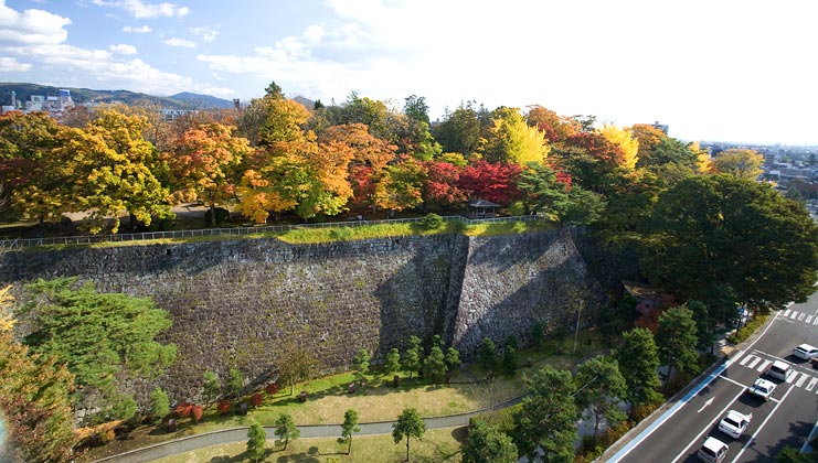 【メゾンマスト名須川Ｂの公園】