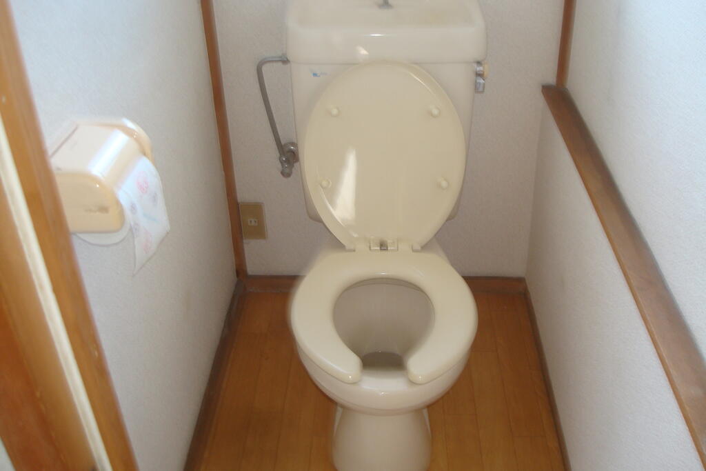 遠藤借家 5号棟のトイレ写真