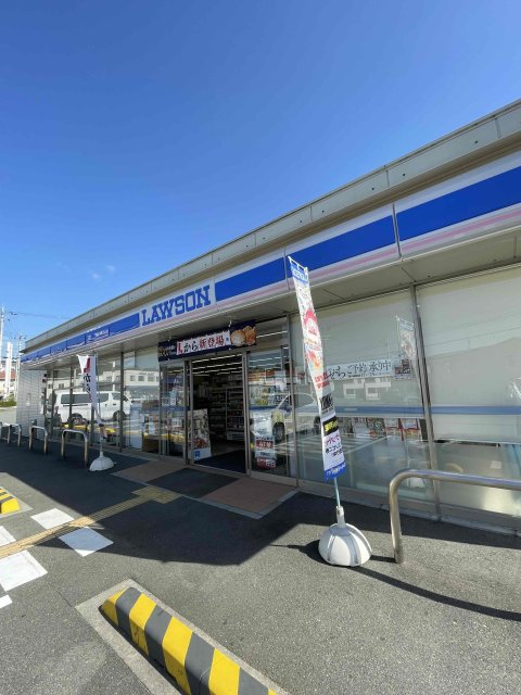 コンビニ　ローソン　加西北条西高室店（コンビニ）まで486m