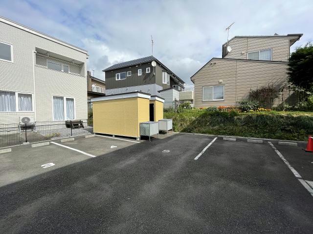 駐車場　駐車場