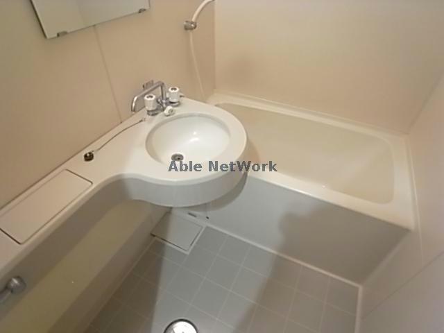 バス・シャワールーム　参照写真