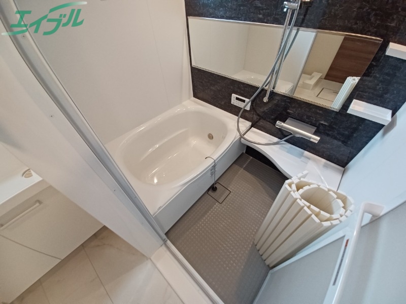 バス・シャワールーム　同物件別室の画像です