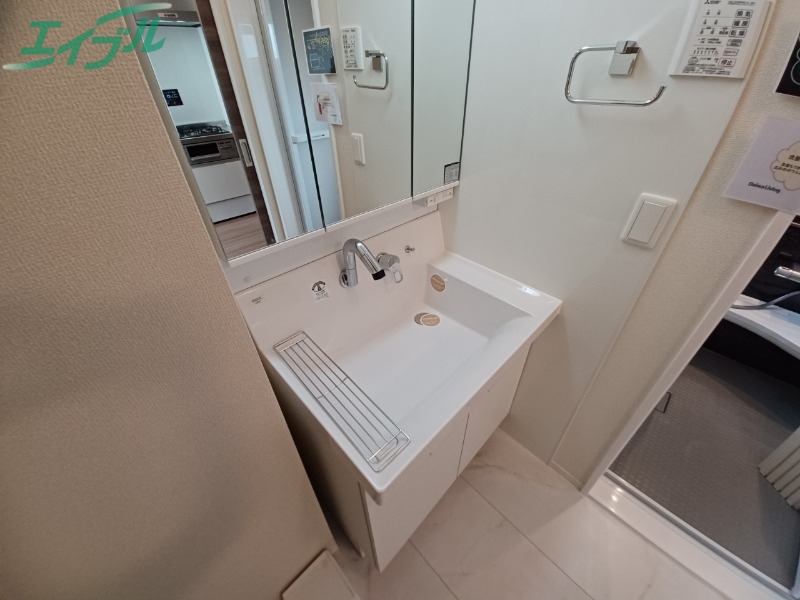 洗面設備　同物件別室の画像です