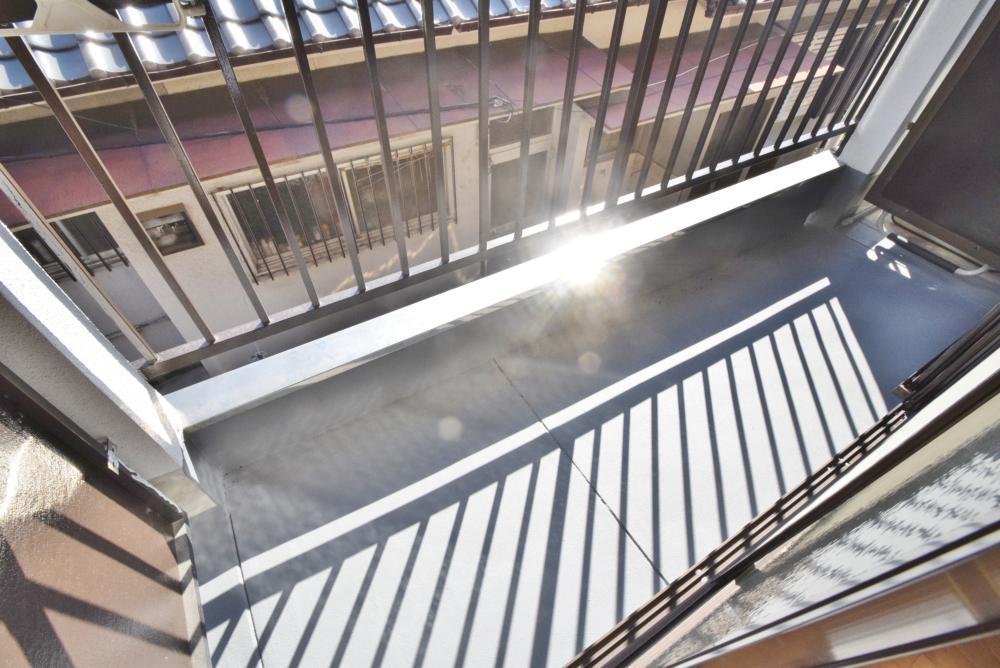 バルコニー　セキュリティは大切なポイントです♪