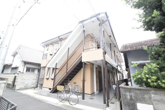 建物外観　落ち着いた環境で静かです♪