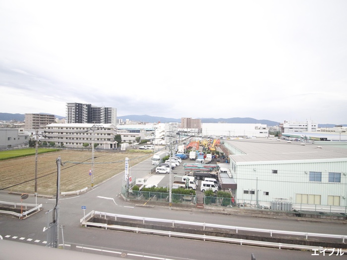 眺望　※同物件の別室の写真です。