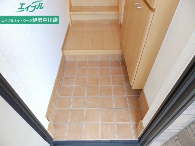 玄関　同型タイプの画像です