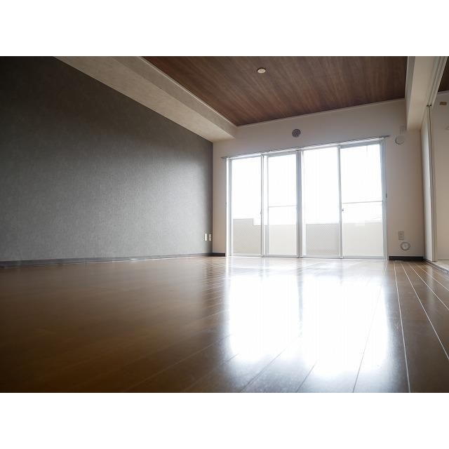 建物外観　ＬＤＫ