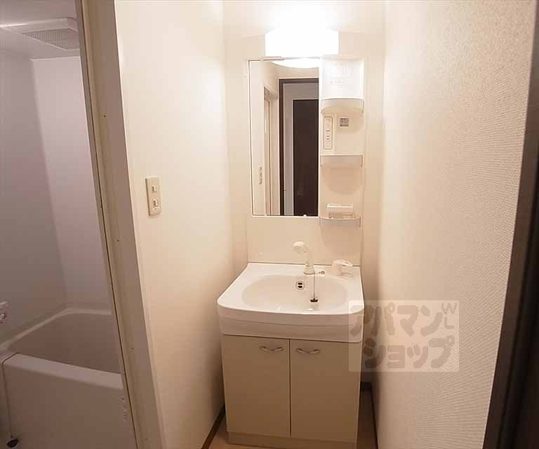 洗面設備　シャンプードレッサー