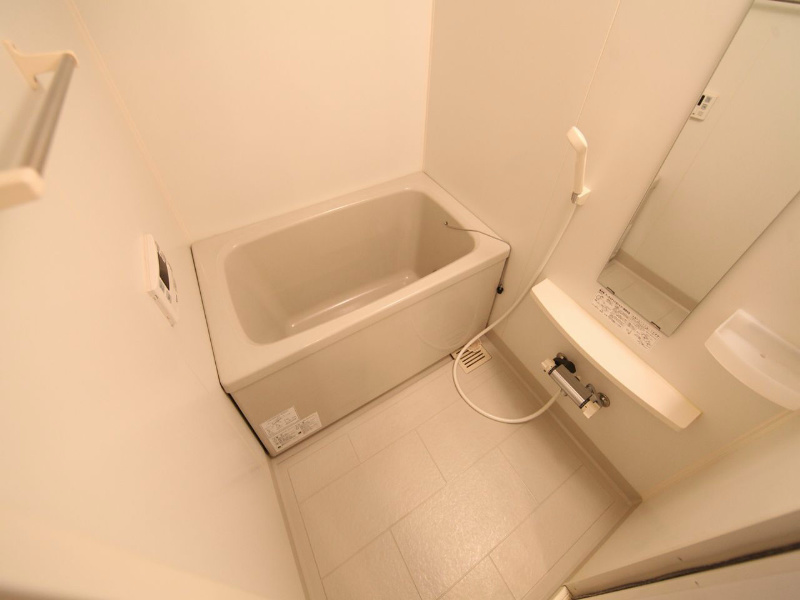 バス・シャワールーム　追い焚き　浴室暖房乾燥機　24時間換気機能付バスルーム