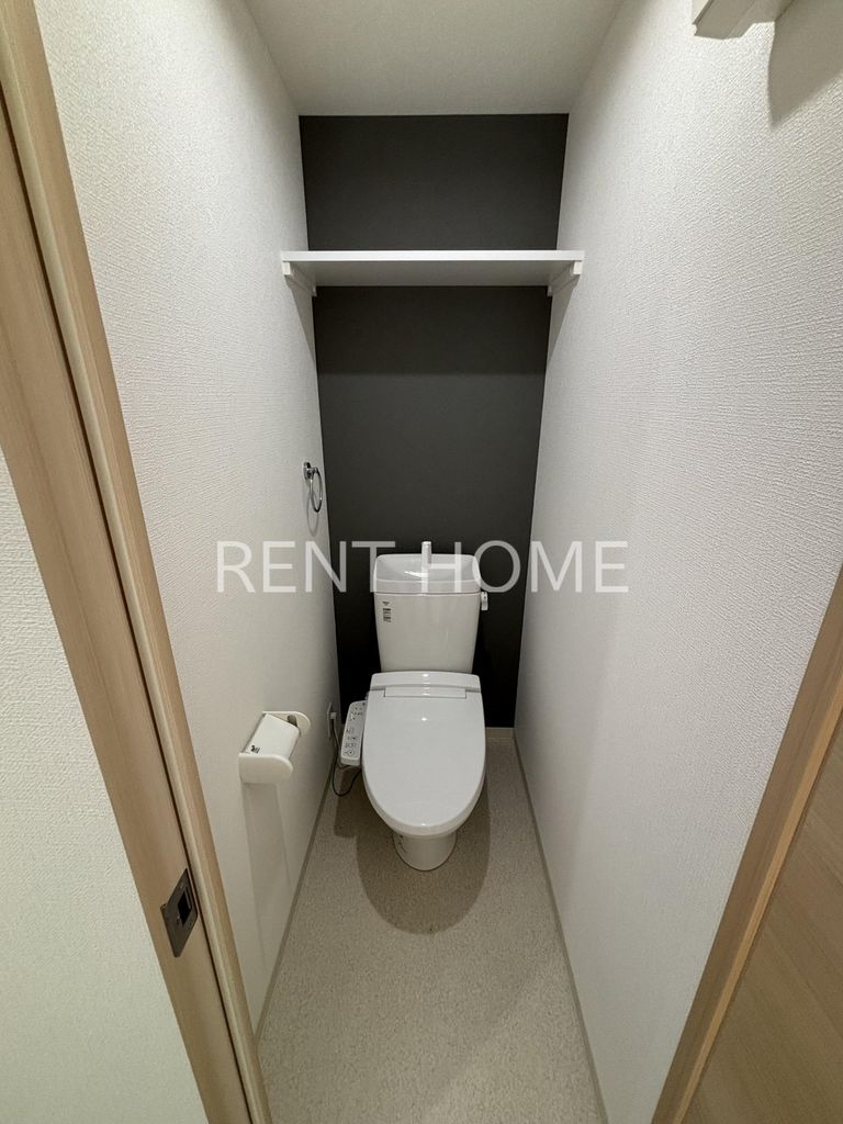 トイレ　※同仕様タイプの写真です