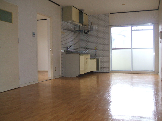 その他共有部分　使いやすい居間です