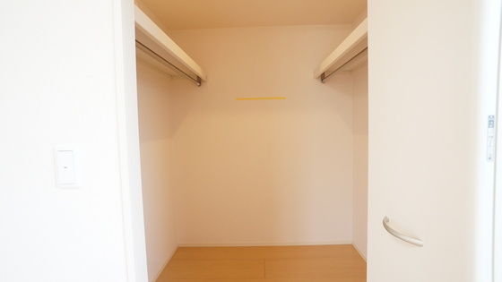 収納　ウォークインクローゼット