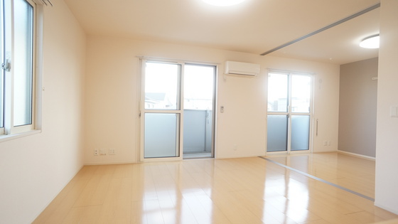 居室・リビング　リビング