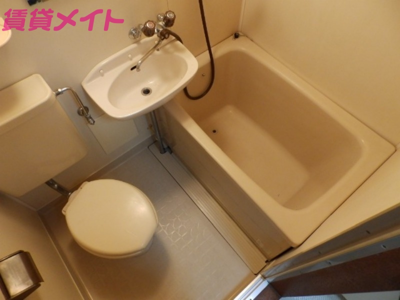 バス・シャワールーム　同型参考写真