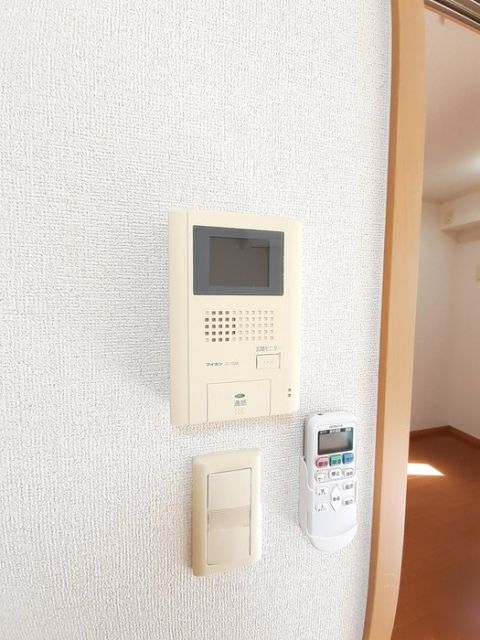 ジョイ・ブリーズ_その他_2