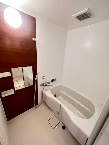 バス・シャワールーム　ゆったり過ごせるお風呂です