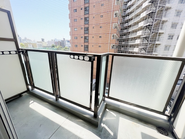 バルコニー　物干し竿使用可能