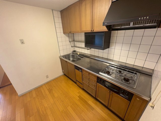 キッチン　チュリス鶴舞