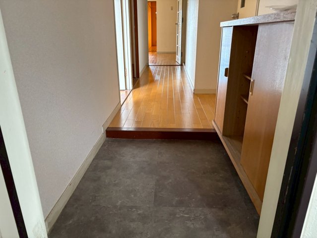 玄関　チュリス鶴舞