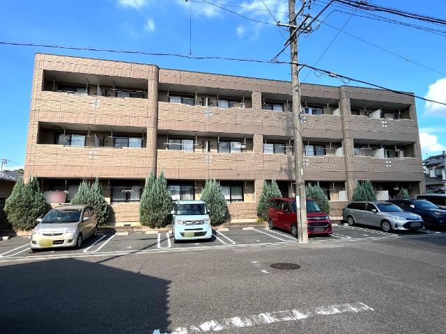 駐車場　外観写真（昼）