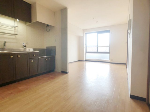 居室・リビング　画像は別号室。ご参考にどうぞ