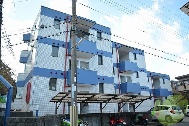 建物外観　とっても綺麗な建物です