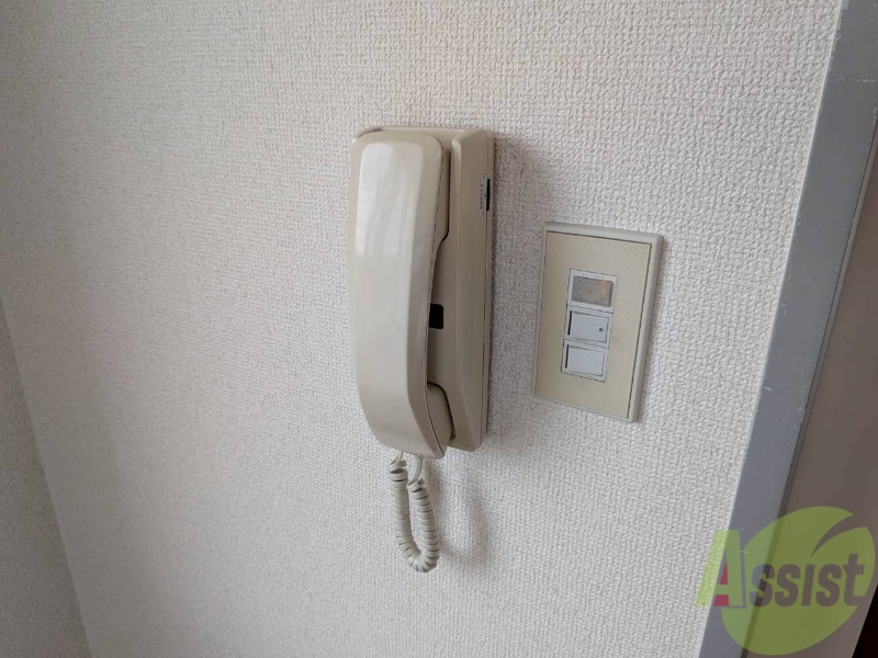 セキュリティ　インターホンで来客確認ができます。安心ですね。