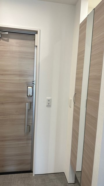 玄関　※同建物別部屋写真となります※