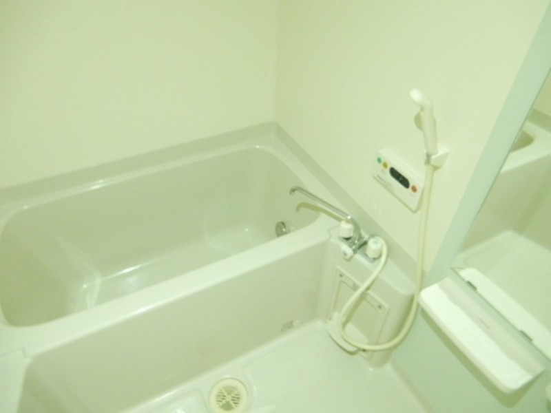 バス・シャワールーム　図面と現状に相違がある場合には現状を優先