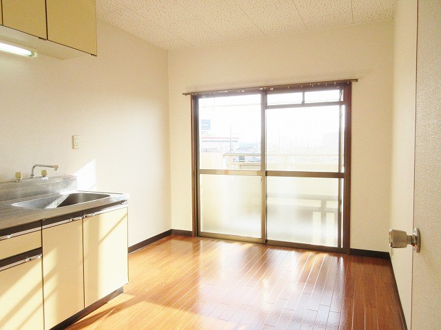 居室・リビング　リビング