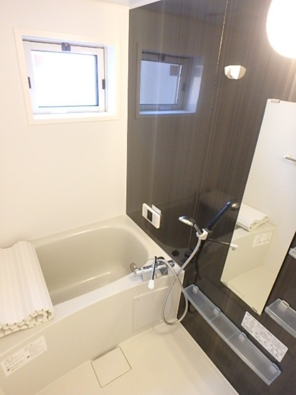 バス・シャワールーム　図面と現状に相違がある場合には現状を優先