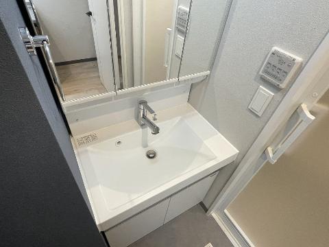 洗面設備　洗髪洗面化粧台